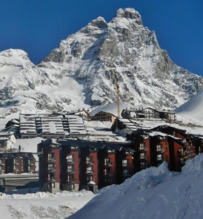 Stella del Cervino, Ski In & Ski Out, with Garage Breuil-Cervinia